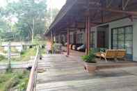 Lobi Teras Harau Hotel & Resort