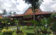 Exterior 4 Ndalem Hapsari 