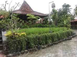 Exterior 4 Ndalem Hapsari 