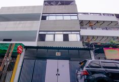 Luar Bangunan 3 OYO 89994 Kartini House