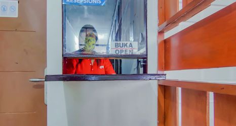 Lobi 2 OYO 89994 Kartini House