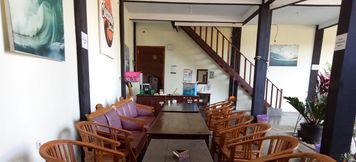 Common Space 5 Watukarung Sackstone Guesthouse