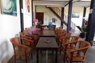 พื้นที่สาธารณะ Watukarung Sackstone Guesthouse