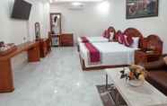 Kamar Tidur 3 ROYAL HOTEL 2