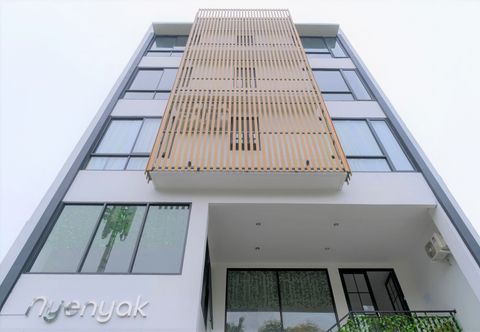 Exterior NYENYAK MRT Lebak Bulus Simatupang