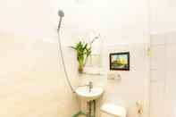 In-room Bathroom Thu Trang Motel