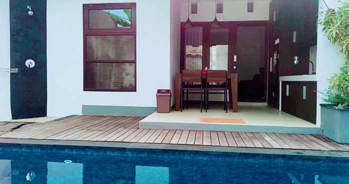 Swimming Pool Amira Villa Munggu