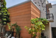 Exterior 3 OYO 90038 Ragunan Guesthouse Syariah