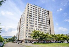 外觀 4 OYO 90042 Emerald Towers