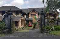 Exterior OYO 90017 Villa Mawar Asri Syariah