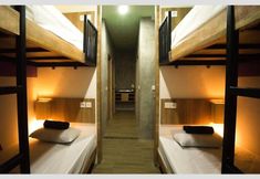 Bedroom 7 Reddoorz Hostel Near Lippo Mall Kuta