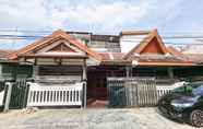 Exterior 2 OYO 3960 Pondok Asri Guest House