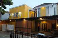 Exterior Lucky Guest House Wahid Hasyim 