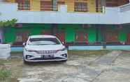 Exterior 5 OYO 90628 Griya Euis Dan Aisha Syairah