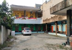Exterior 3 OYO 90628 Griya Euis Dan Aisha Syairah