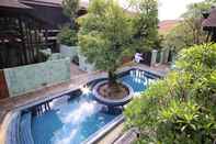 Swimming Pool At Leaf Villa