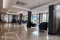 Lobby Modern Budget Hotel