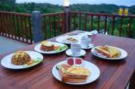 Restaurant Sebuluh Sunset Hill Penida