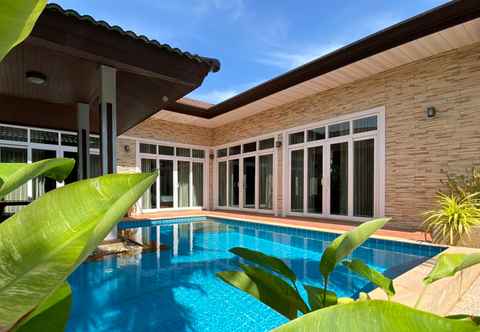 ภายนอกอาคาร Rawai Private Villas - Pools and Garden