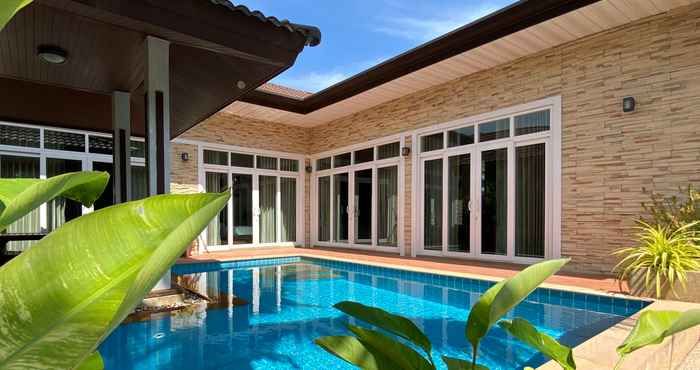 ภายนอกอาคาร Rawai Private Villas - Pools and Garden