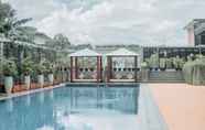 Swimming Pool 4 Swiss-Belinn Bogor