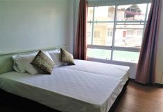 Bedroom 3 DD Garden Apartment 2