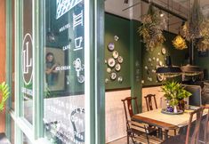 Bên ngoài 2 Live Local Cafe & Hotel (420 Cannabis Friendly)