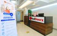 Lobby 4 RedDoorz Plus @ San Marcelino Malate