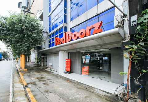 Exterior RedDoorz Plus @ San Marcelino Malate