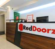 Lobby 5 RedDoorz Plus @ San Marcelino Malate