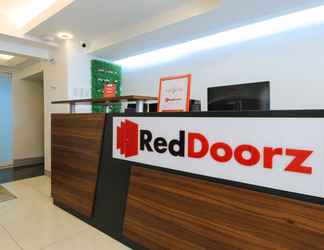 Lobi 2 RedDoorz Plus @ San Marcelino Malate