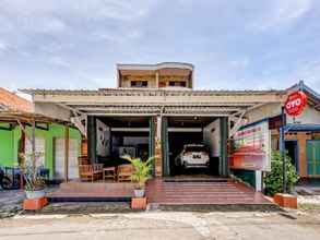 Luar Bangunan 4 OYO 90051 Guest House Parangtritis