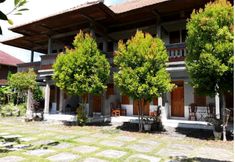 Bên ngoài 2 OYO 90733 Bali Bagus Hotel