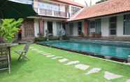 Swimming Pool 6 Pondok Tulasi Semaya House