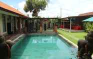 Swimming Pool 7 Pondok Tulasi Semaya House
