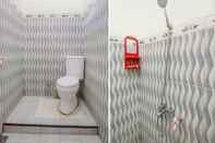 Toilet Kamar OYO 90054 Wisma Arafah Syariah