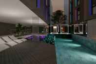 Swimming Pool The Quarter Silom By UHG