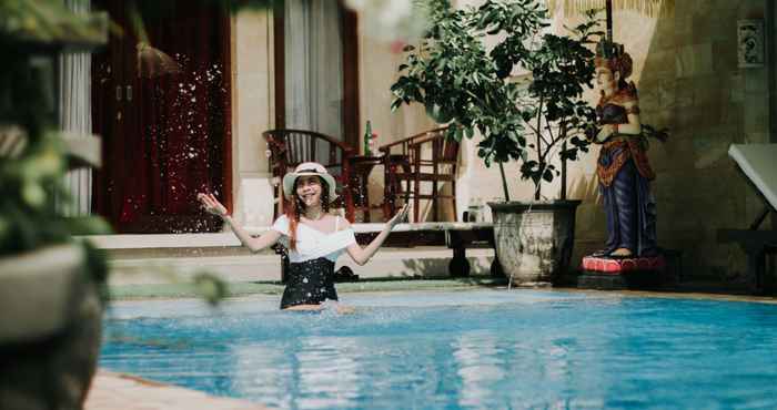 Swimming Pool Bali 85 Beach Inn