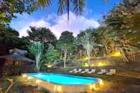 Swimming Pool Banyan Bay Villas