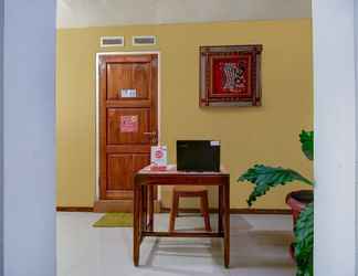 Lobby 2 OYO 90061 Melati House Syariah