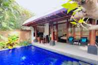 Swimming Pool Franella Villa Umalas