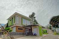 Bangunan OYO 90059 Shakilla Home Cianjur