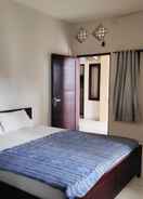 BEDROOM OYO 90096 Hotel Tiana