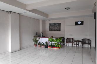 Lobby 4 OYO 90096 Hotel Tiana