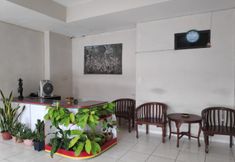 Lobby 7 OYO 90096 Hotel Tiana