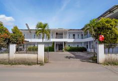 Luar Bangunan 2 OYO 90086 Pondok Tasyiq Guest House Syariah