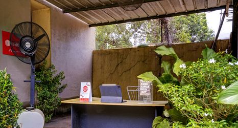 Lobby 2 OYO Capital O 90081 Pondok Sabaraya 2 Syariah