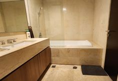 In-room Bathroom 6 Unforgettable Nights next to Ascott Sudirman (Min Stay 3 Nights)