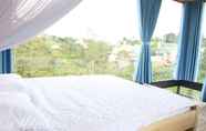 Kamar Tidur 3 Molly Sky House On the hill