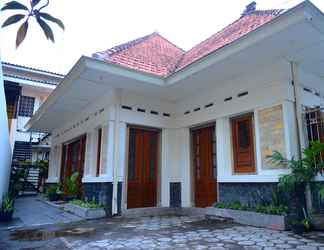 Exterior 2 Griyo Kulo Syariah Solo